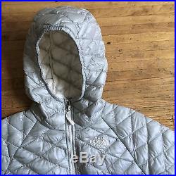 NEW The North Face THERMOBALL HOODIE Jacket Insulated High Rise Gray Small