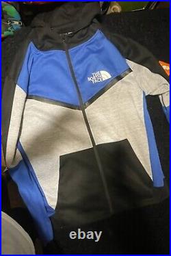 North face track suit