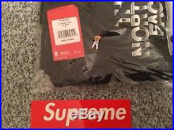 Supreme x North face hoodie SIZE MEDIUM DEADSTOCK new in bag with tags