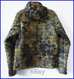 The North Face Men's THERMOBALL HOODIE Insulated Stowable Jacket Green Camo M