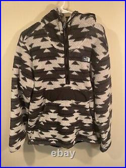 The North Face Mens LARGE Fleece Pullover Hoodie Coat Black and Grey