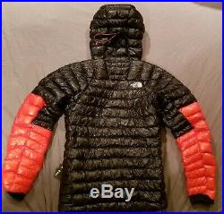 The North Face Summit L3 Hoodie 800 Goose Down Jacket Black / Red Small NWT Men