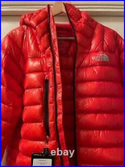 The North Face Summit L3 Proprius 800 Fill Down Hoodie Jacket Red LARGE (L)
