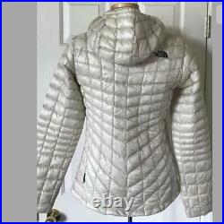 The North Face Womens Thermoball Hoodie Insulated Jacket Hooded Vintage White L