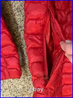 The North Face mens THERMOBALL rage red Hoodie Jacket Large
