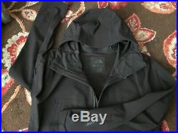 The north face Gore Tex Hoody jacket men Size M NEW